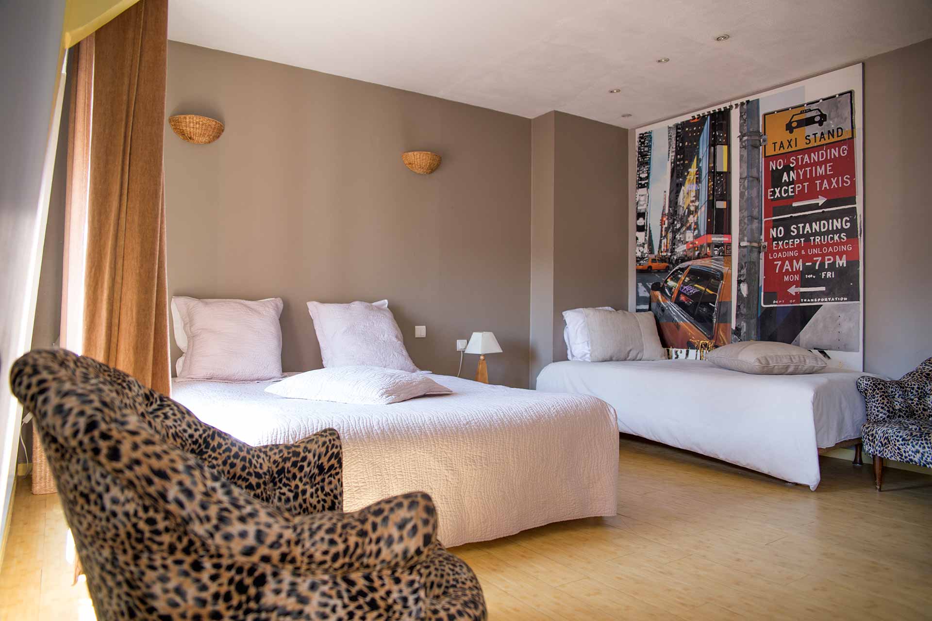 chambre-406-header-hotel-regina-le-puy